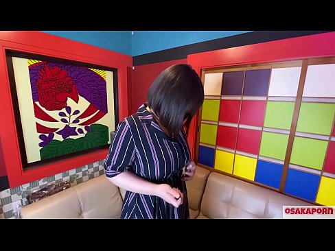 ❤️ Kuti Japonè ak gwo tit masturbe ak jwèt sèks epi li gen yon orgasm. Li pale nan yon entèvyou sou eksperyans mèrdik li. Tèt gwo ak chat pwale plen jemi byen fò. Osakaporn ❤️ Super sèks nan pònografi ht.teatroporno.ru ❌️❤